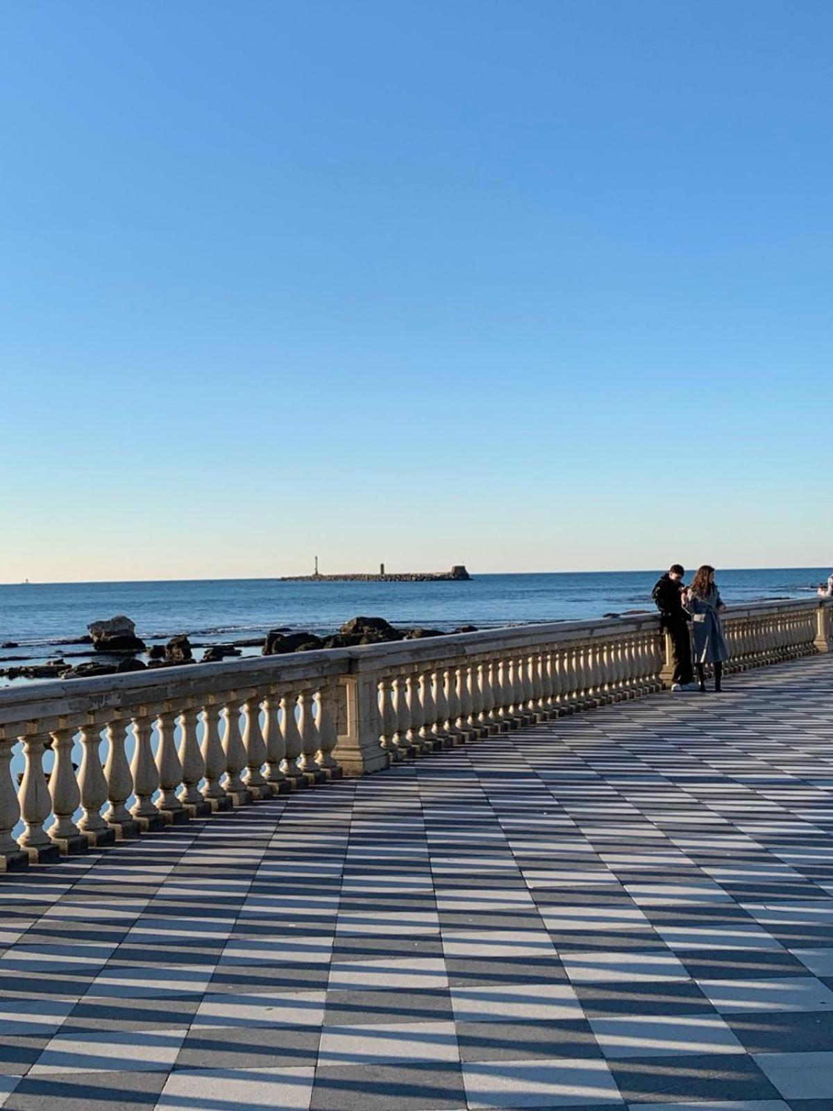 Enjoy Toscana ! Livorno Luaran gambar
